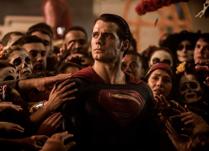 La m�sica, compuesta en colaboraci�n por�Junkie XL�y�Hans Zimmer,�es usada para acentuar los momentos de mayor tensi�n en la trama y demostrar el poder de las dos fuerzas tit�nicas que se enfrentan.  - ENFILME.COM