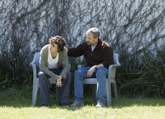 David Sheff (Steve Carell) es un periodista que vive en compa��a de su esposa, Karen (Maura Tierney), y sus dos peque�os hijos, pero Nic (Timothee Chalamet) -su hijo de un primer matrimonio con Vicki (Amy Ryan)- est� constantemente en su mente debido al deterioro f�sico y psicol�gico que padece el joven a causa de su fuerte adicci�n al cristal meth. A pesar de su juventud, Nic ha estado atrapado en un ciclo vicioso de alcohol y drogas durante mucho tiempo; su presente es doloroso y su futuro luce desesperanzador. Atrapado en una ruta de depresiones, reca�das, falsos reinicios y fallidos intentos de rehabilitaci�n, el padre no puede m�s que mostrarse impotente al no saber qu� m�s hacer para ayudar. Al no poder comunicarse con Nic a lo largo de los a�os, David decide procesar la situaci�n de una manera diferente, aprendiendo a retroceder e investigando la enfermedad de su hijo para ubicar finalmente alg�n nivel de estabilidad, combatiendo la fuerza de los recuerdos que tiene de Nic como un ni�o lleno de asombro y amor, ahora reemplazado por un ser humano angustiado y destruido que necesita descubrir las cosas por s� mismo.  - ENFILME.COM