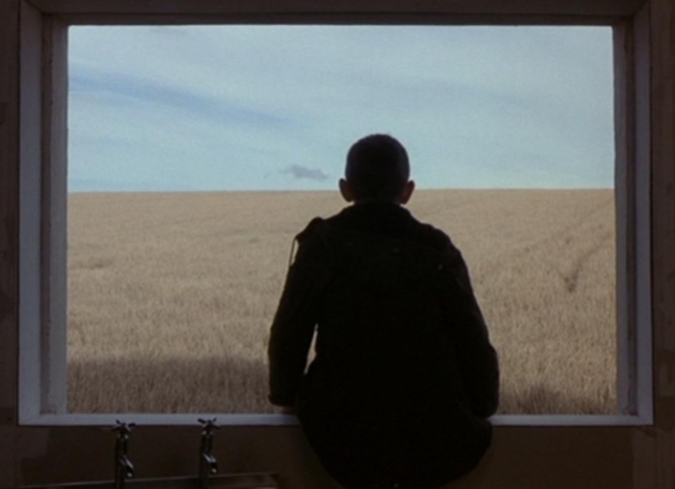 Cuando se estren� Ratcatcher en 1999, la cr�tica inglesa vio en la directora escocesa, Lynne Ramsay, una voz capaz de recoger y honrar el legado de Ken Loach.  - ENFILME.COM