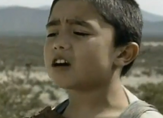 Es 1914 y estamos en Coahuila, donde un ni�o cae al fondo de un pozo en medio del desierto. Sus hermanos reportan el incidente al abuelo, y aunque �l hace lo posible, la situaci�n es complicada.  - ENFILME.COM