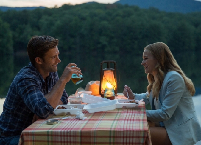 Fecha de estreno en M�xico: 10 de abril, 2015. Filme basado en la novela de Nicholas Sparks, y portagonizado por�Britt Robertson y Scott Eastwood.  - ENFILME.COM