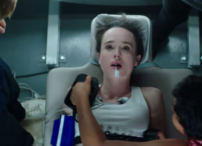 En el Hospital Trinity Emmanuel, los estudiantes de medicina Courtney (Ellen Page), Ray (Diego Luna), Marlo (Nina Dobrev), Jamie (James Norton) y Sophia (Kiersey Clemons) se sienten sofocados por la competencia interna y las exigencias para convertirse en prestigiosos y destacados m�dicos. Con la esperanza de ponerse en contacto con su peque�a hermana que muri� en un accidente automovil�stico, Courtney genera un procedimiento que le permite experimentar ?la vida despu�s de la muerte? y vislumbrar moment�neamente ?el m�s all�?. Aturdidos por los resultados, los otros j�venes eligen someterse al experimento y morir por algunos segundos para despu�s volver a la vida; usando la muerte como un tiro de la adrenalina, ellos descubren que la precipitaci�n de la reanimaci�n es sustituida por una serie de visiones y alucinaciones violentas vinculadas con sus m�s oscuros pecados del pasado.  - ENFILME.COM