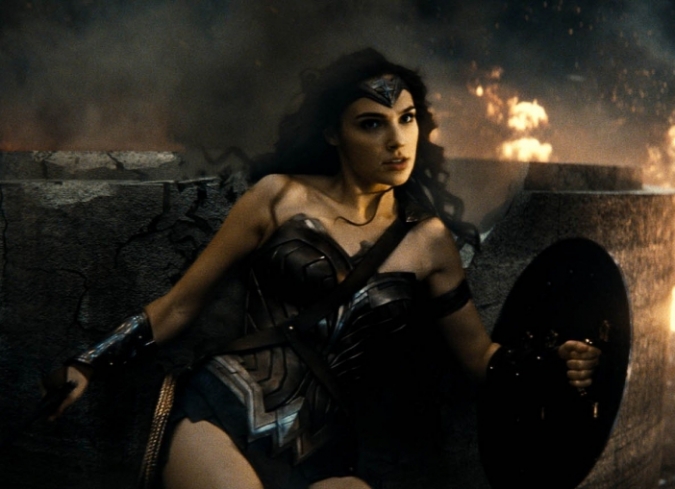 La m�sica, compuesta en colaboraci�n por�Junkie XL�y�Hans Zimmer,�es usada para acentuar los momentos de mayor tensi�n en la trama y demostrar el poder de las dos fuerzas tit�nicas que se enfrentan.  - ENFILME.COM